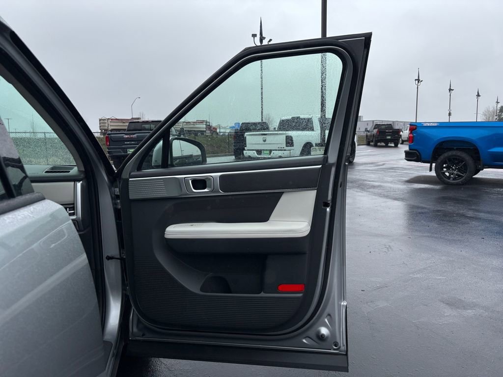 Used 2025 Hyundai Santa Fe SEL image 26