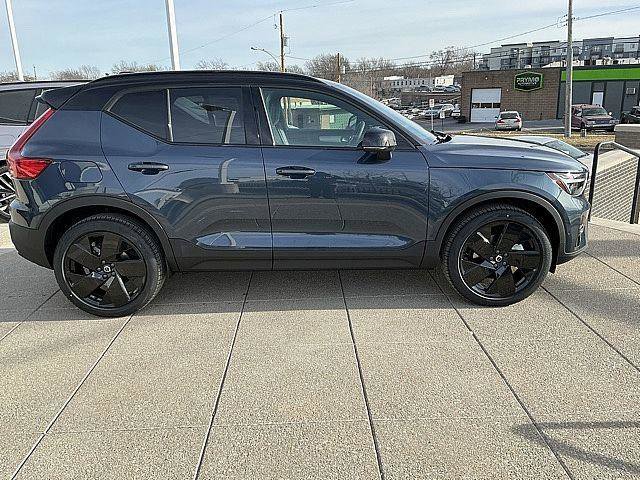New 2026 Volvo XC40 B5 Ultra w/ Climate Package AWD/4WD image 7