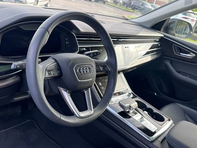 Used 2023 Audi Q8 Prestige image 13