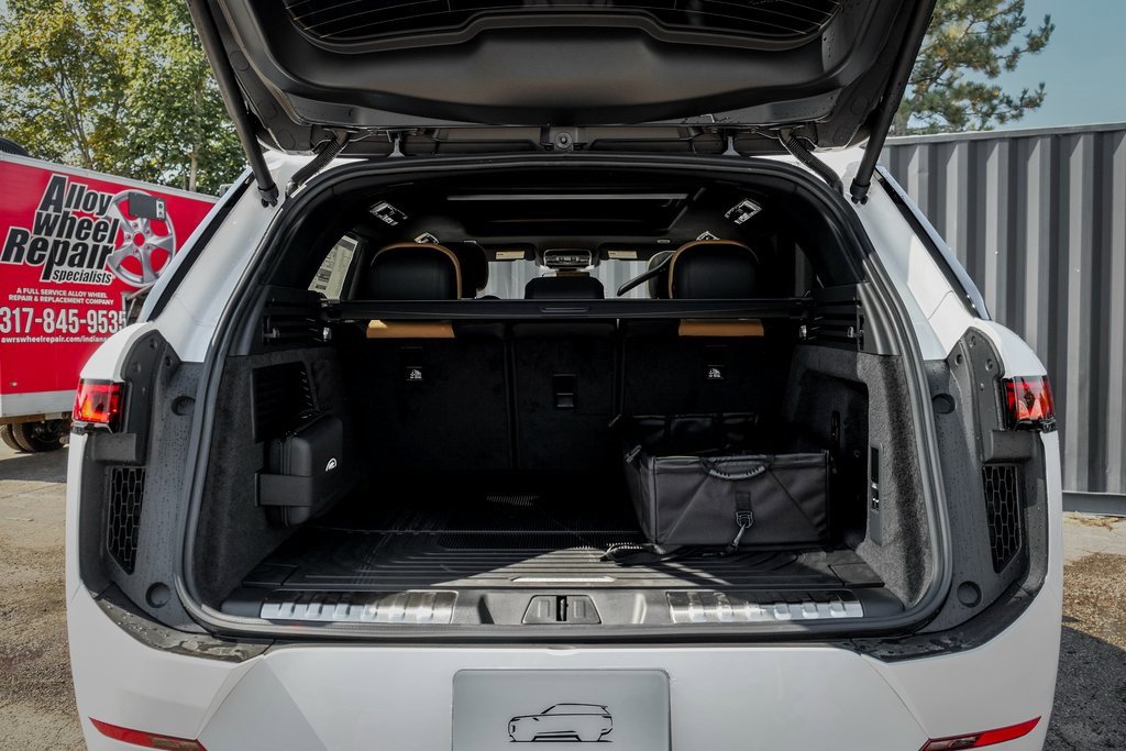 New 2025 Land Rover Range Rover Sport Dynamic SE image 9