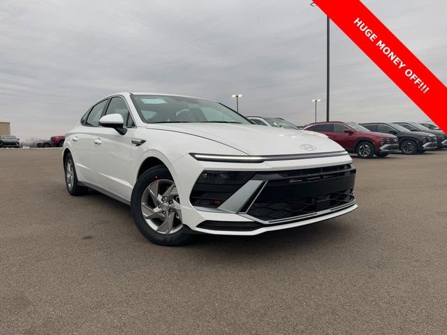 New 2025 Hyundai Sonata SE image 1