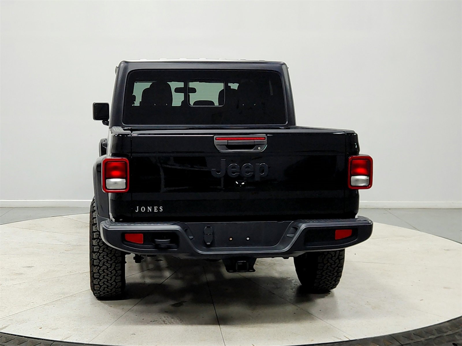 Used 2022 Jeep Gladiator Sport image 6