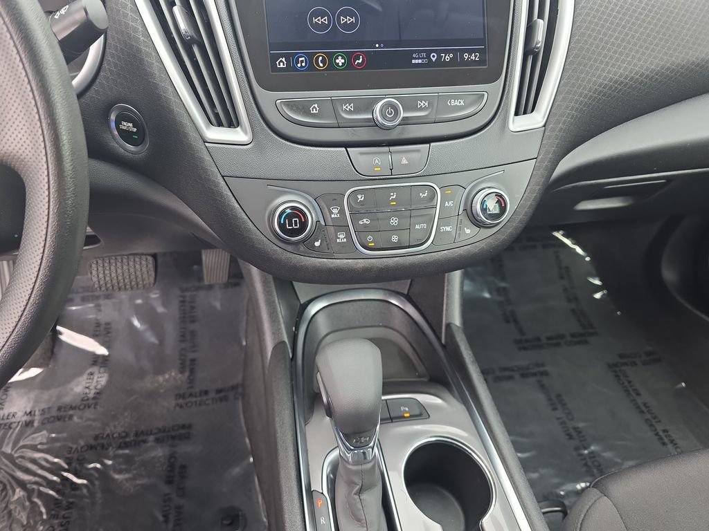Used 2024 Chevrolet Malibu LT FWD image 16