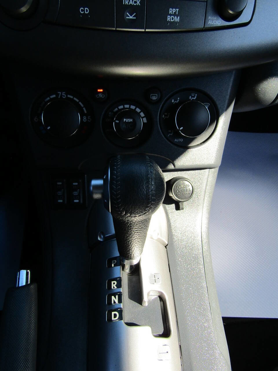 Used 2011 Mitsubishi Eclipse GT image 12