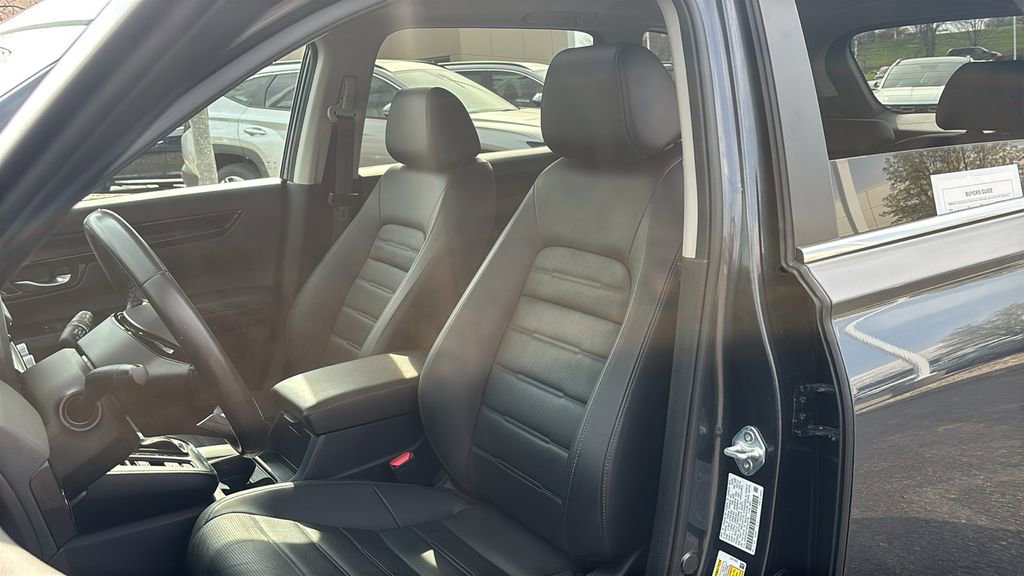 Used 2023 Honda CR-V EX-L image 10