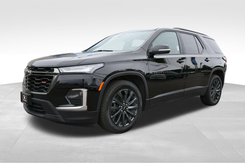 Used 2023 Chevrolet Traverse RS AWD/4WD image 2