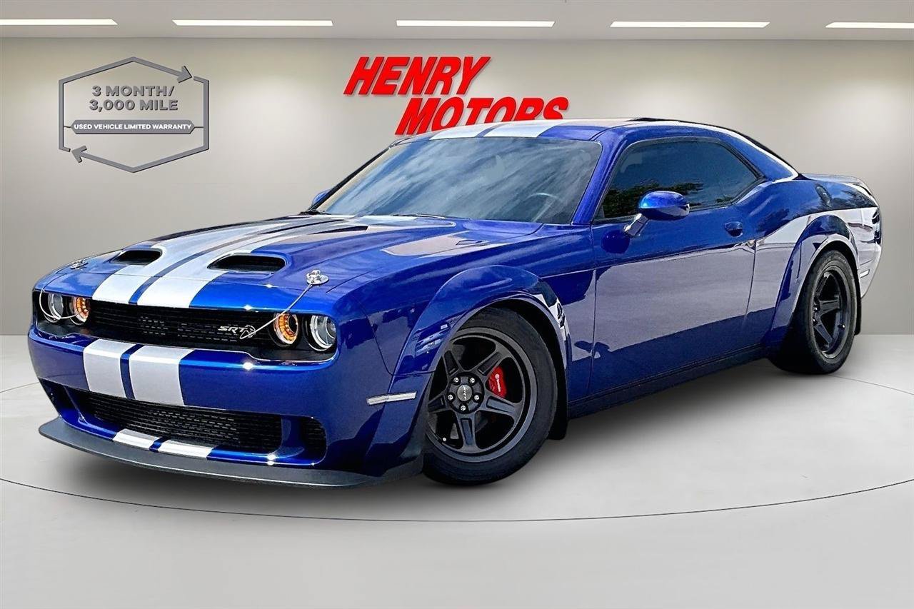 Used 2021 Dodge Challenger SRT Super Stock RWD image 3