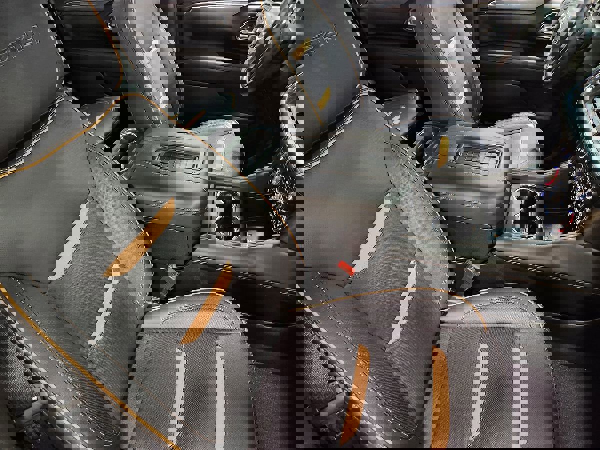 Used 2023 GMC Yukon XL AT4 w/ AT4 Premium Package image 32