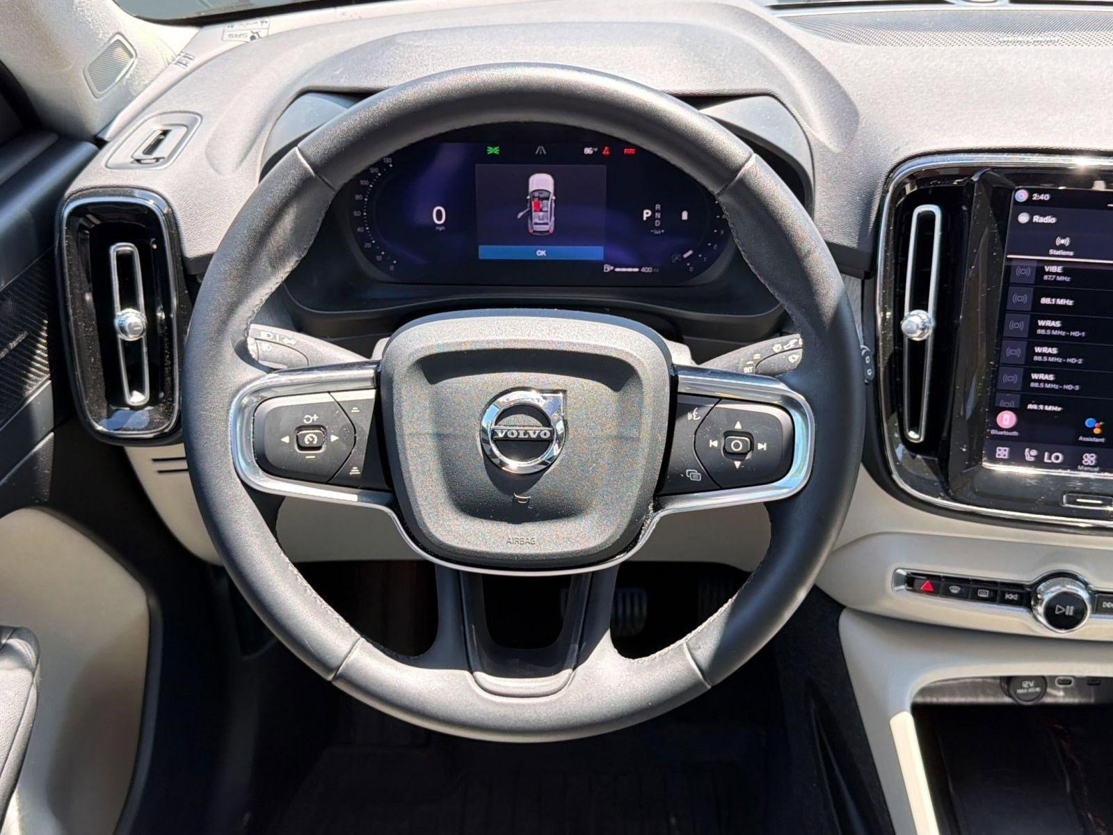 Used 2023 Volvo XC40 B5 Ultimate w/ Protection Package Premier AWD/4WD image 16