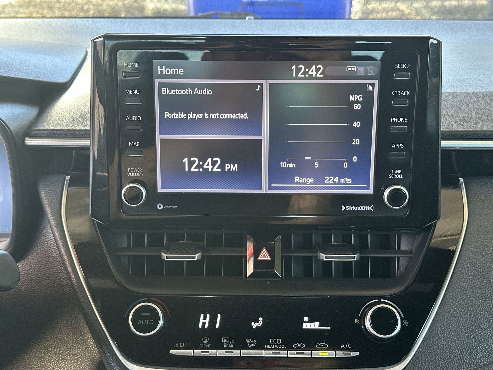 Used 2022 Toyota Corolla SE image 20