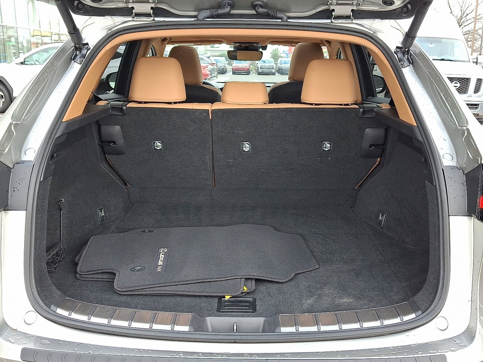 Used 2022 Lexus NX 350h AWD image 28