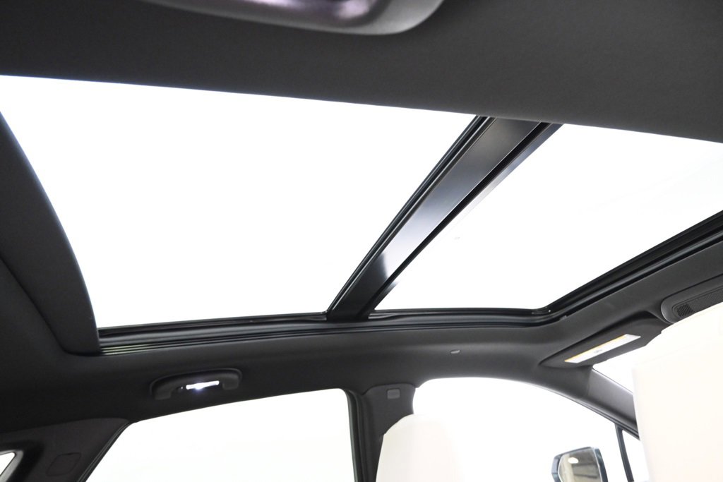 New 2025 Cadillac XT5 Sportv w/ Technology Package image 17