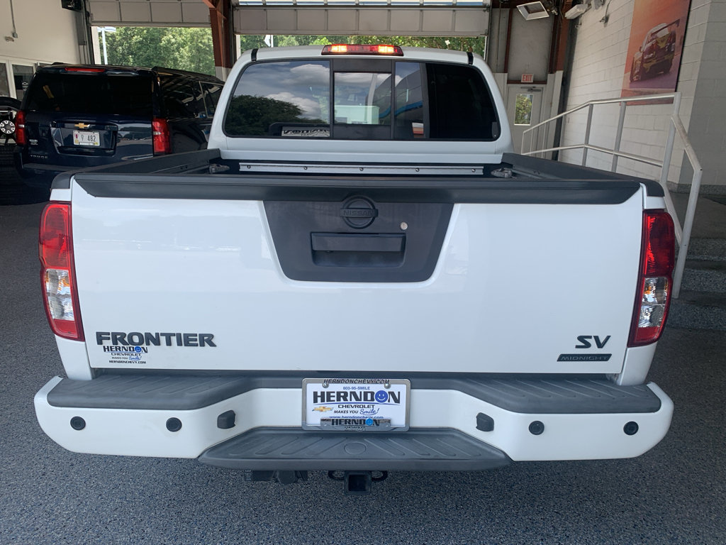 Used 2020 Nissan Frontier SV w/ Midnight Edition Floor Mats RWD image 7