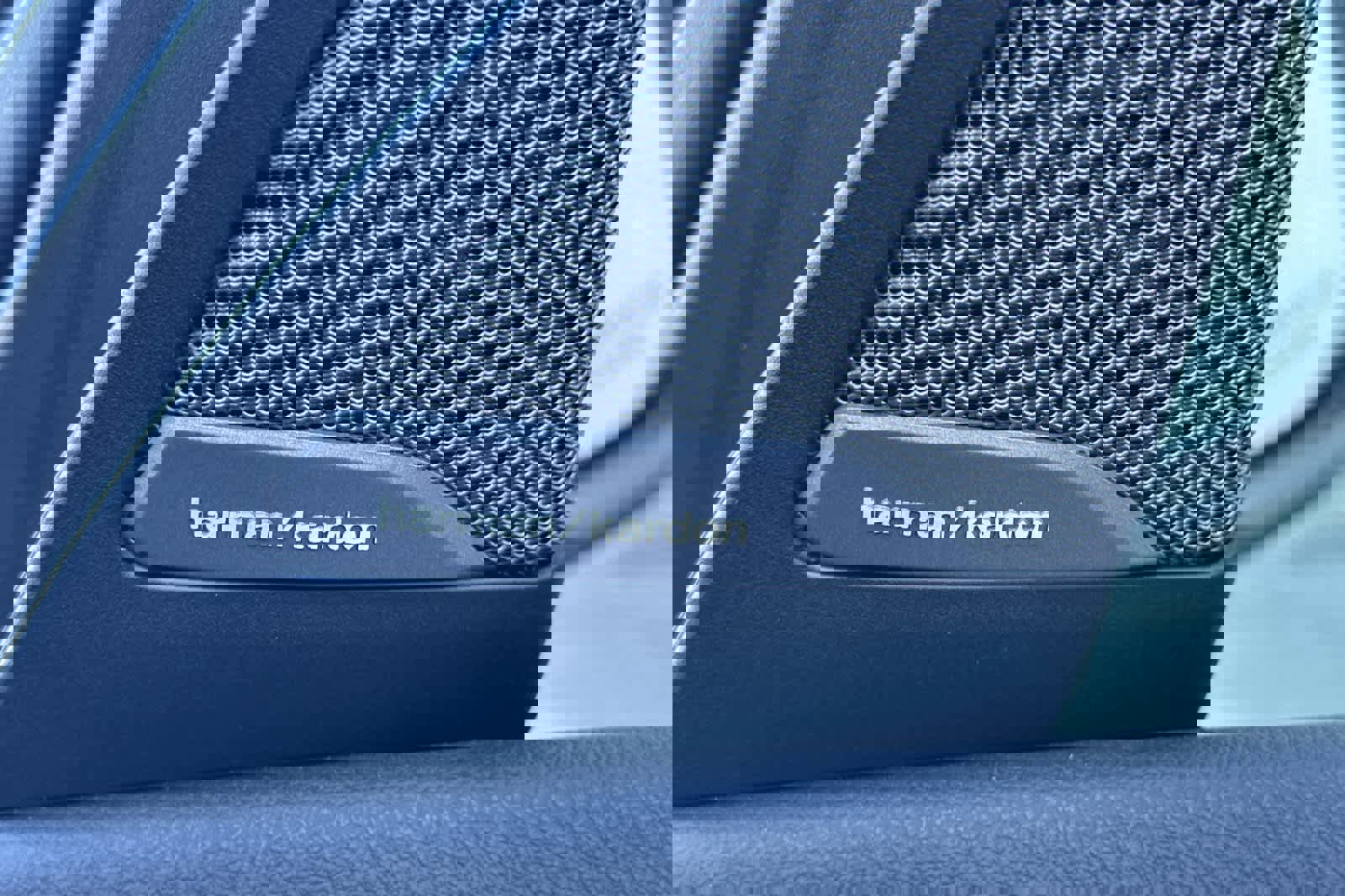 Certified 2023 BMW X4 xDrive30i w/ Premium Package image 20