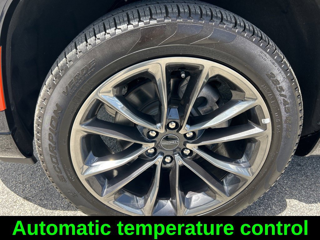 Used 2024 Jeep Grand Wagoneer Series II Obsidian w/ Quick Order Packagew 28T AWD/4WD image 21