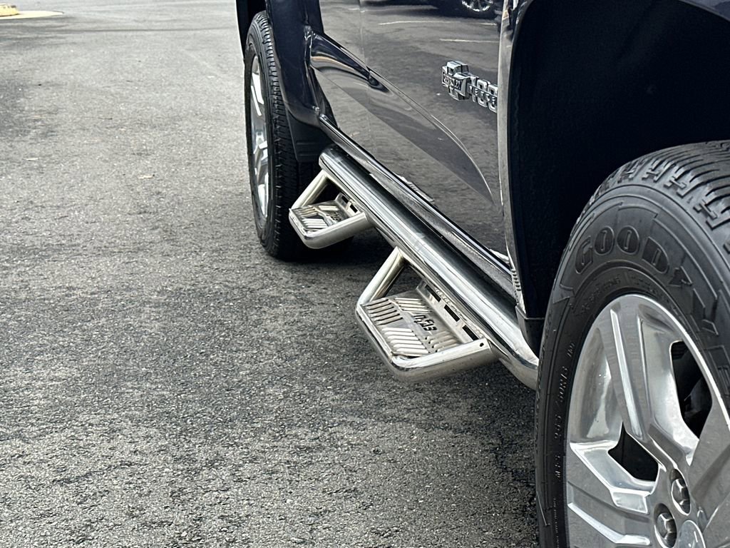 Used 2018 Chevrolet Colorado Z71 w/ Centennial Edition image 9