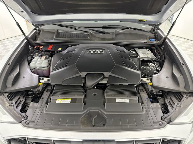 Used 2022 Audi Q8 Premium Plus image 32