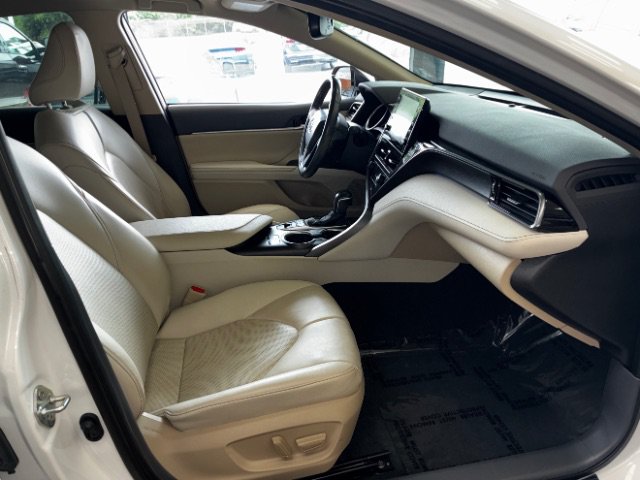 Used 2022 Toyota Camry XLE FWD image 28