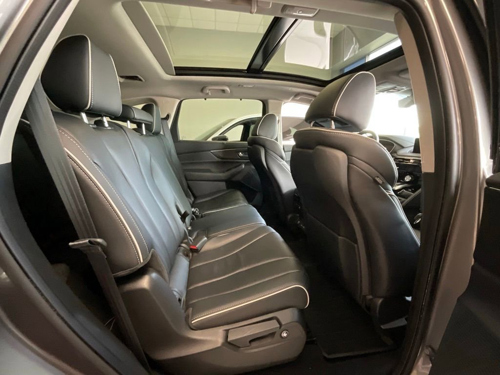 Certified 2023 Acura MDX SH-AWD w/ Advance Package image 22