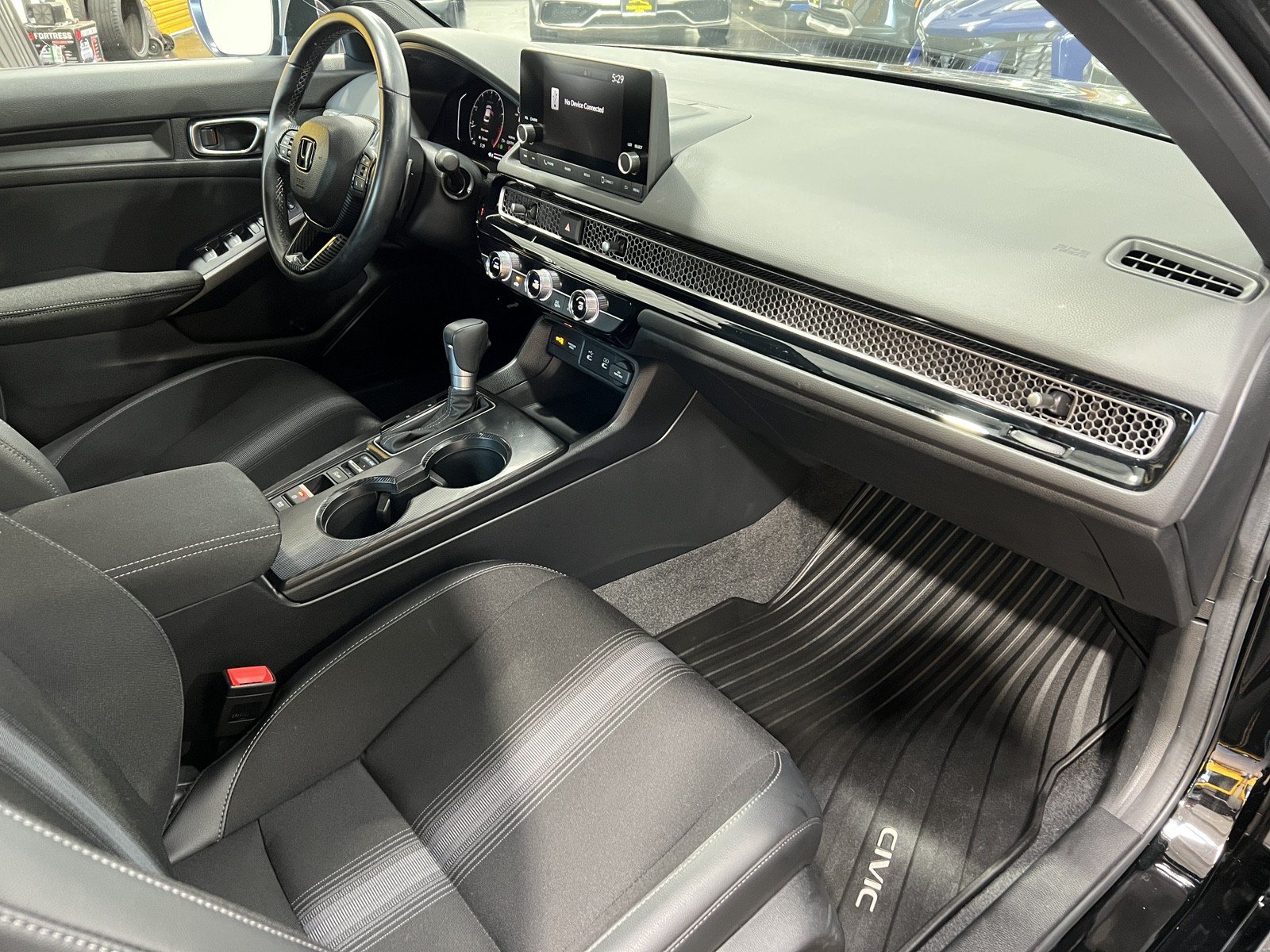 Used 2025 Honda Civic Sport image 16