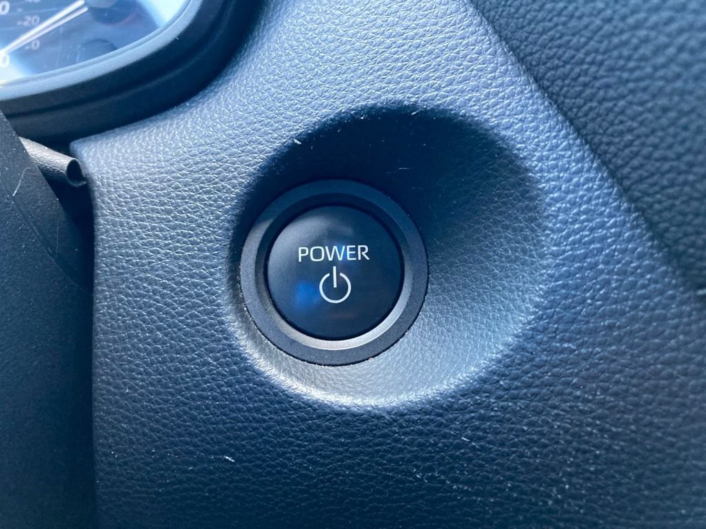 Used 2024 Toyota Corolla Cross AWD Hybrid image 18