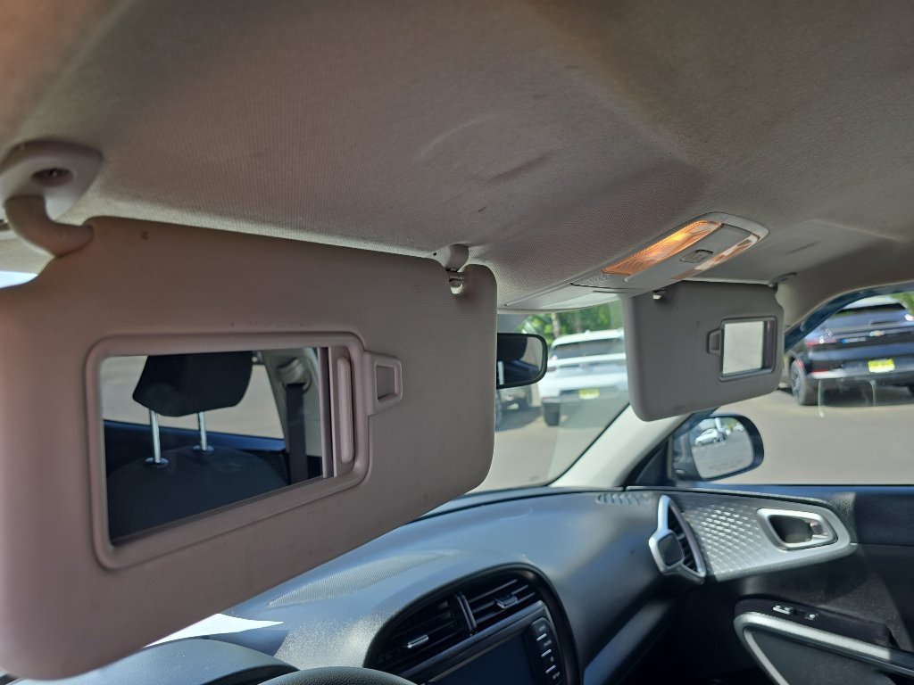 Used 2021 Kia Soul LX FWD image 13