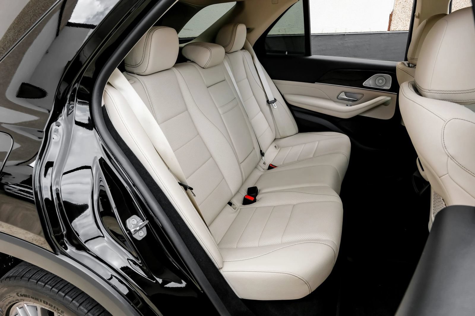 Used 2021 Mercedes-Benz GLE 350 w/ Premium Package image 44