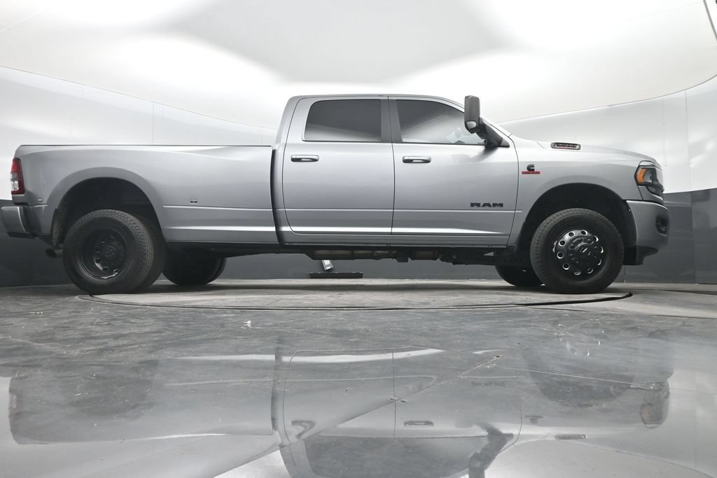 Used 2021 RAM 3500 Big Horn w/ Night Edition AWD/4WD image 31