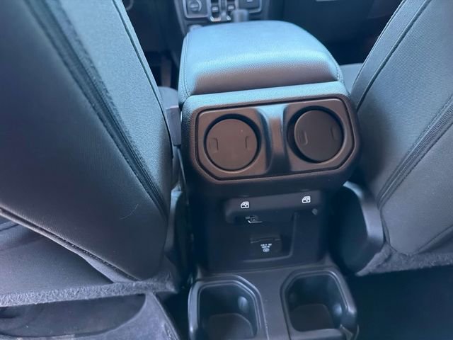 Used 2023 Jeep Gladiator Overland image 16