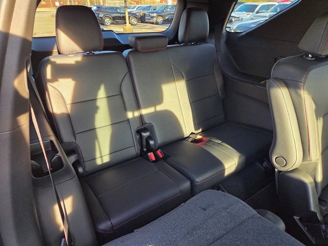New 2026 Chevrolet Traverse Z71 w/ Enhanced Driving Package image 11