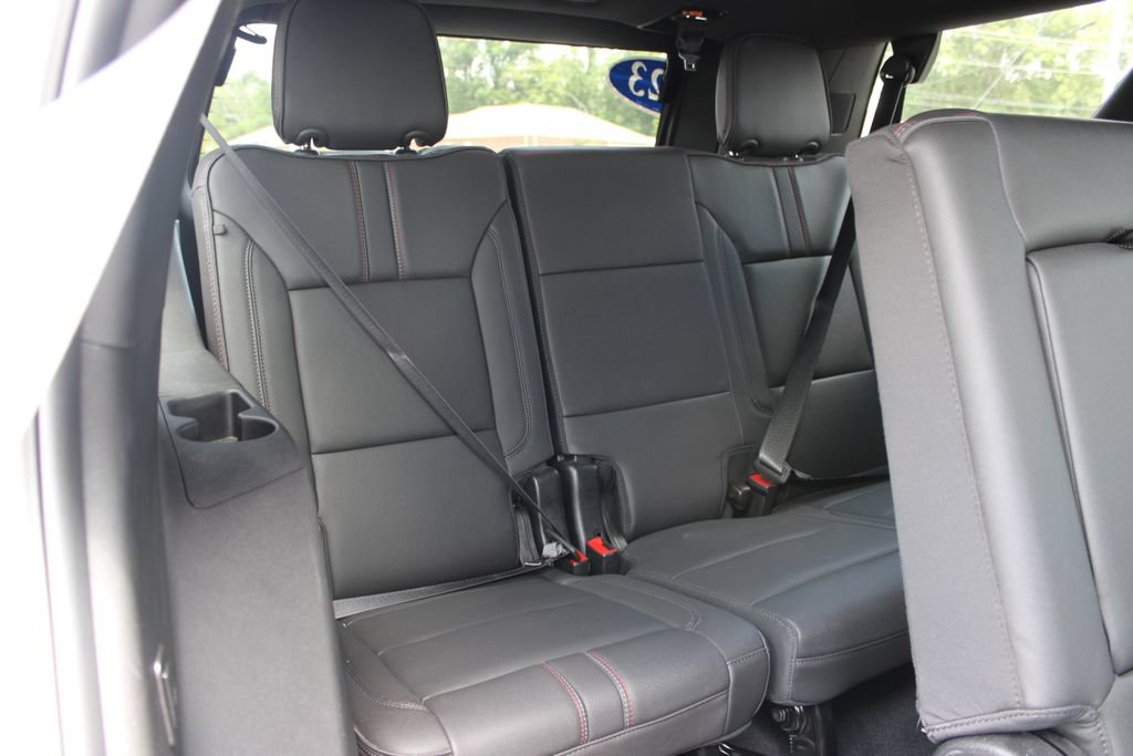 Used 2023 Chevrolet Tahoe RST w/ Luxury Package RWD image 39