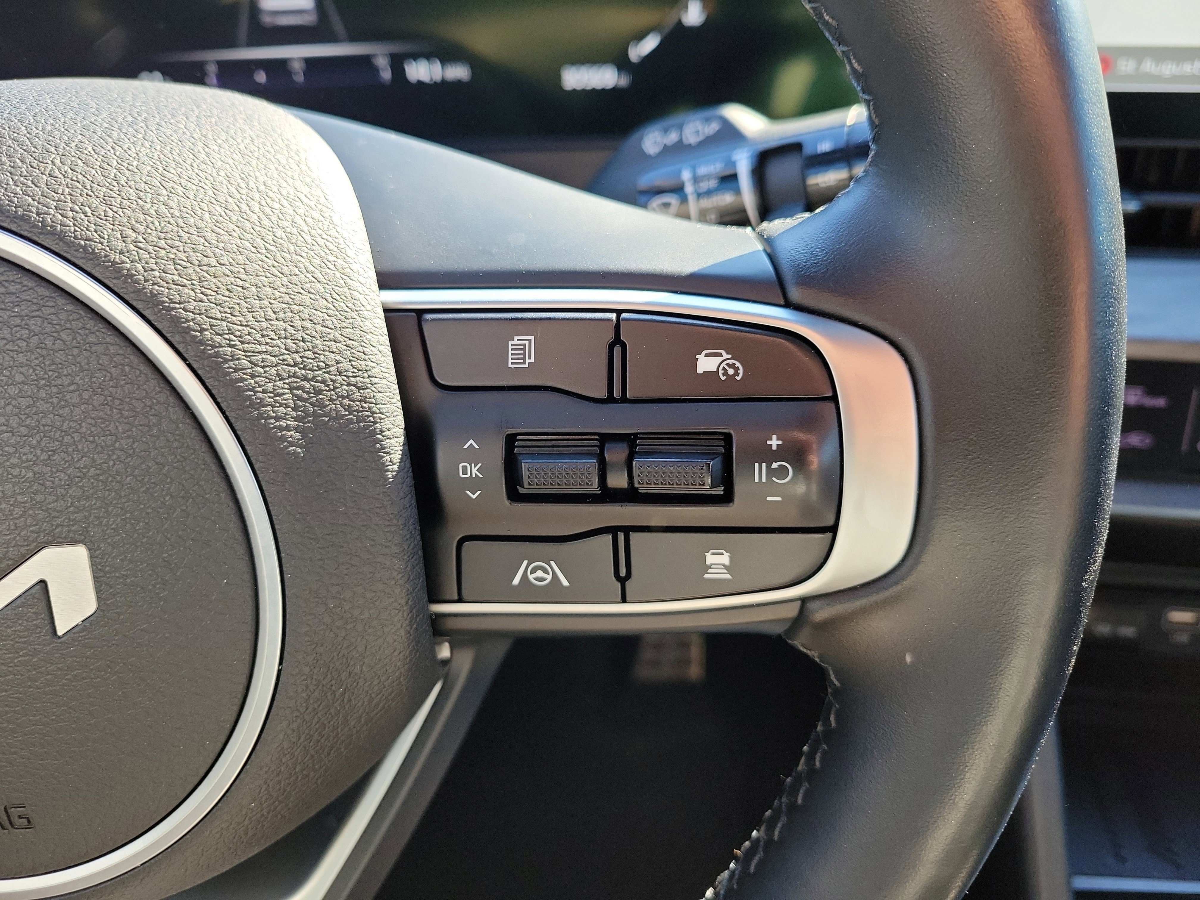 Certified 2023 Kia Sportage X-Pro image 31