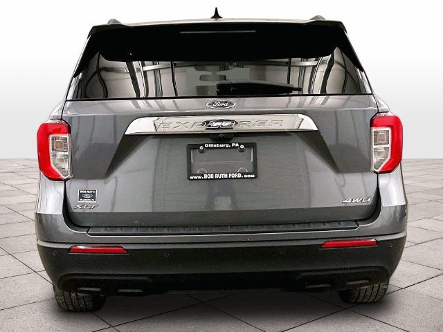 Used 2023 Ford Explorer XLT AWD/4WD image 4