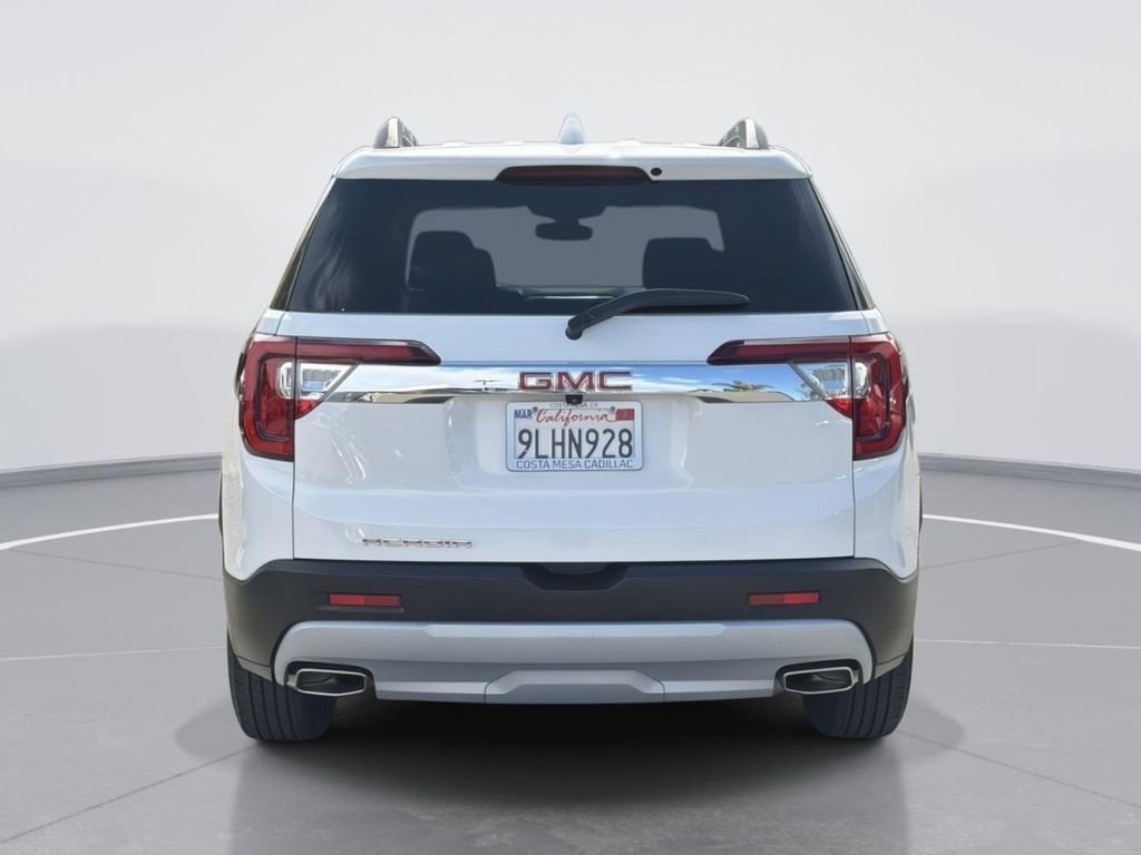 Used 2023 GMC Acadia SLT w/ Preferred Package image 4