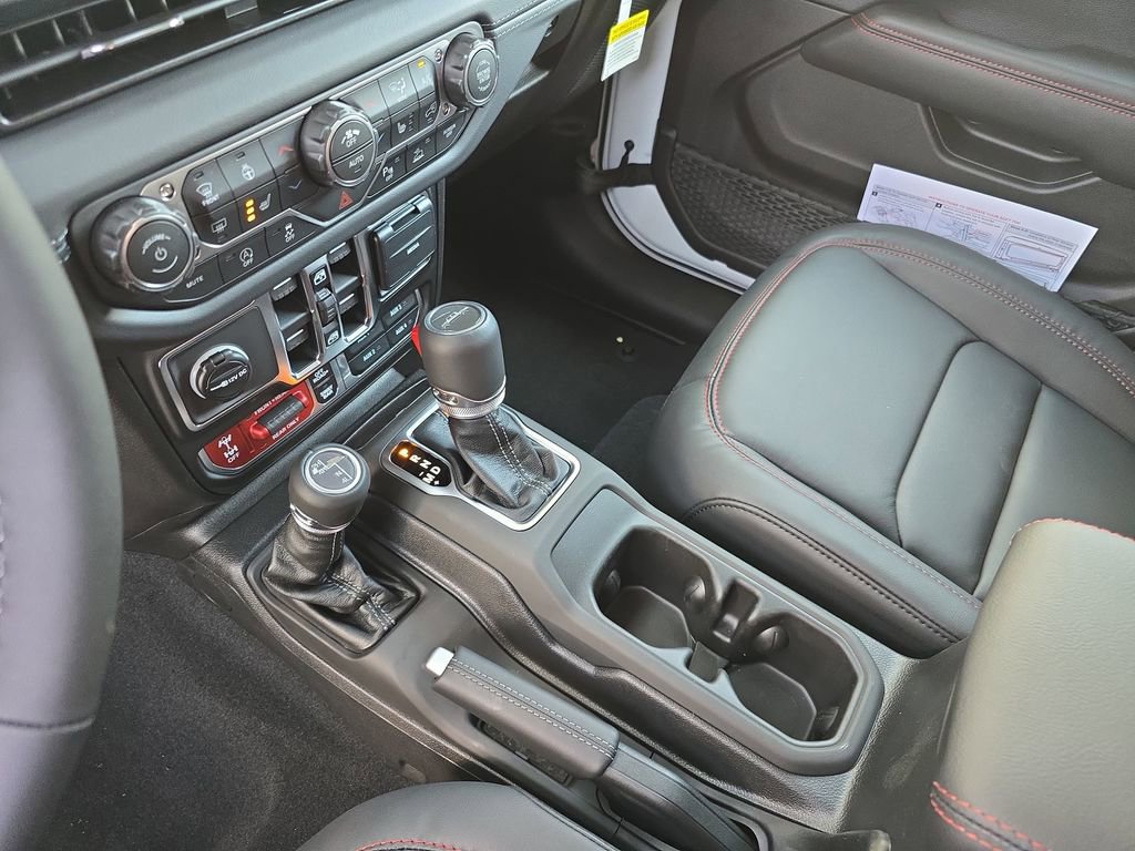 New 2026 Jeep Gladiator Rubicon AWD/4WD image 24
