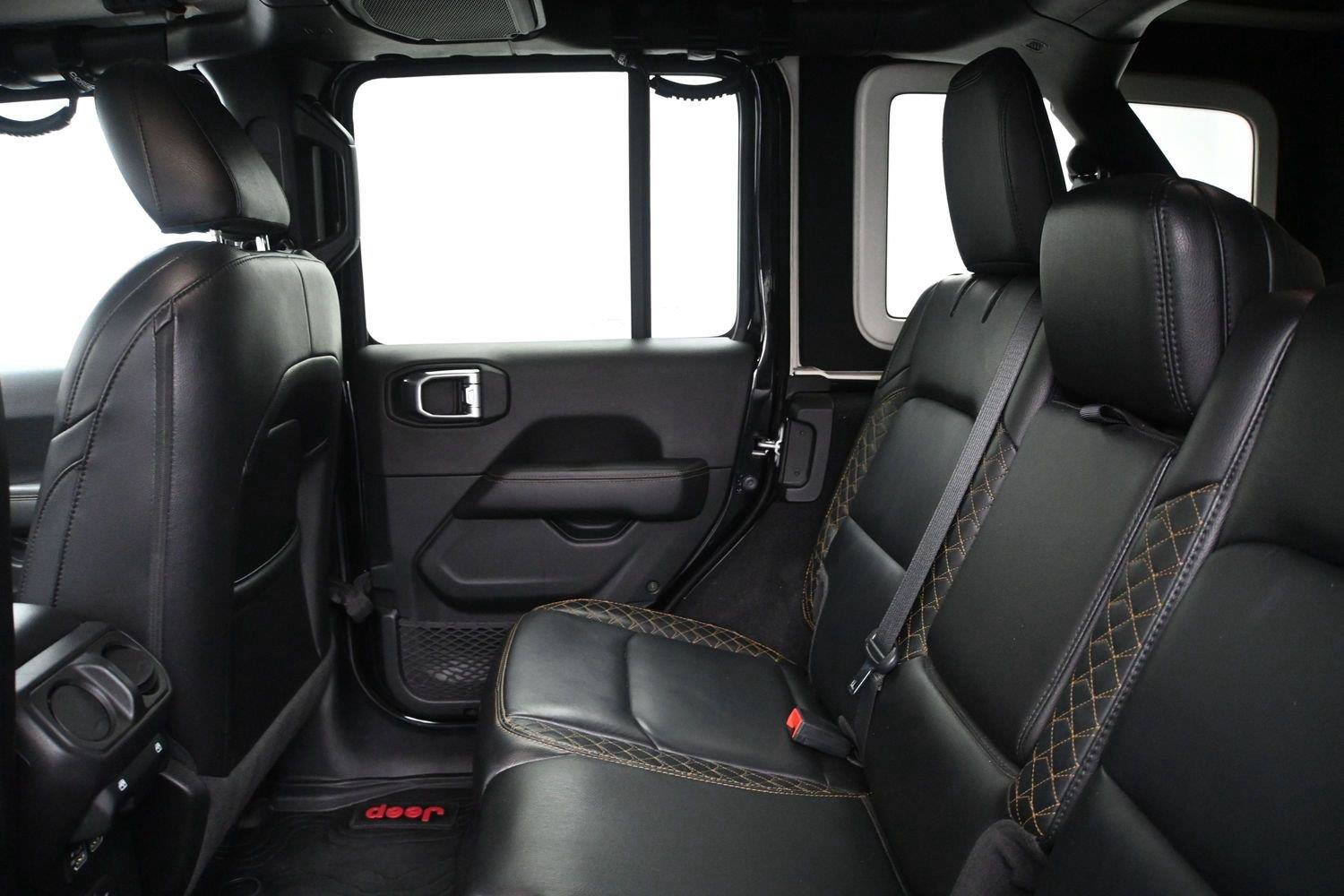 Used 2021 Jeep Wrangler Unlimited Sahara AWD/4WD image 10