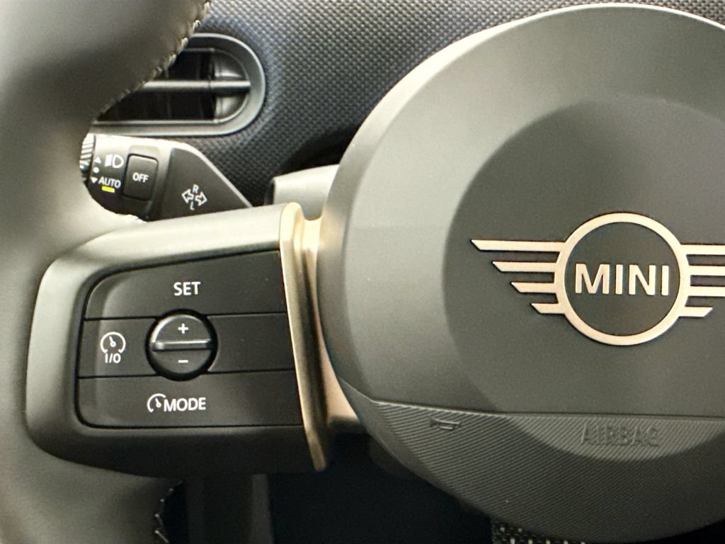 New 2026 MINI Cooper 2-Door Hardtop FWD image 11