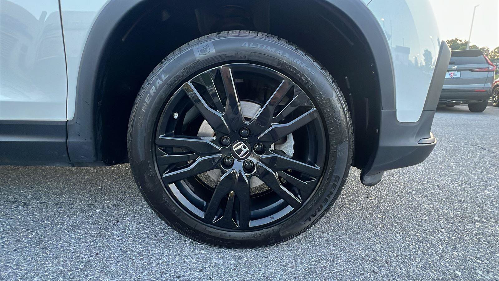 Used 2022 Honda Pilot Special Edition image 11