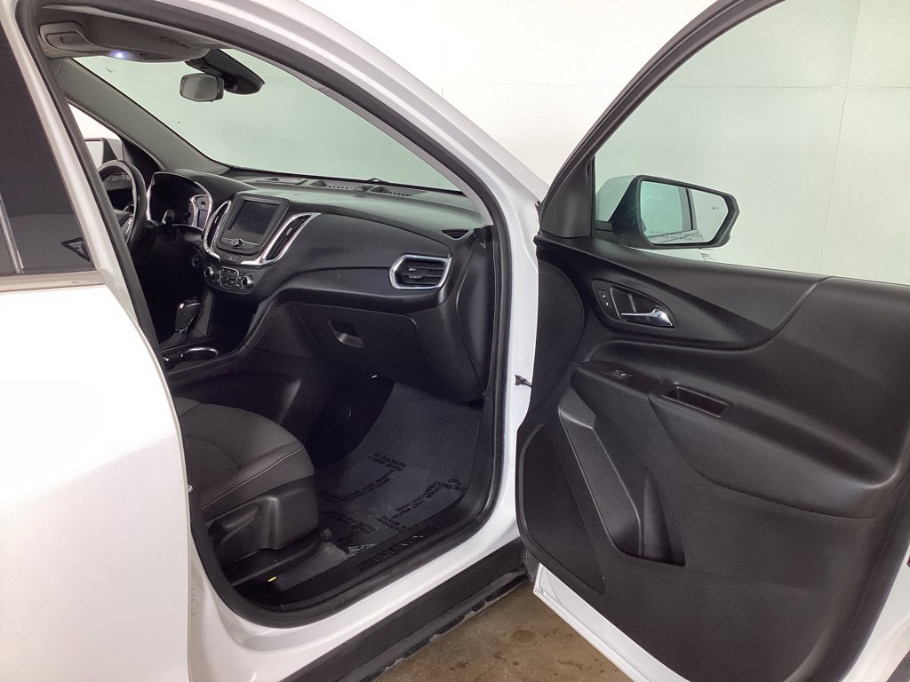 Used 2020 Chevrolet Equinox LT AWD/4WD image 24