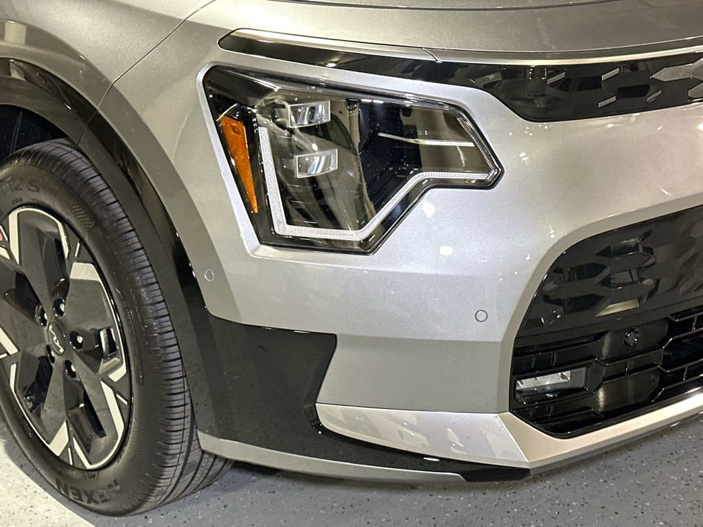 New 2026 Kia Niro Wave FWD image 11