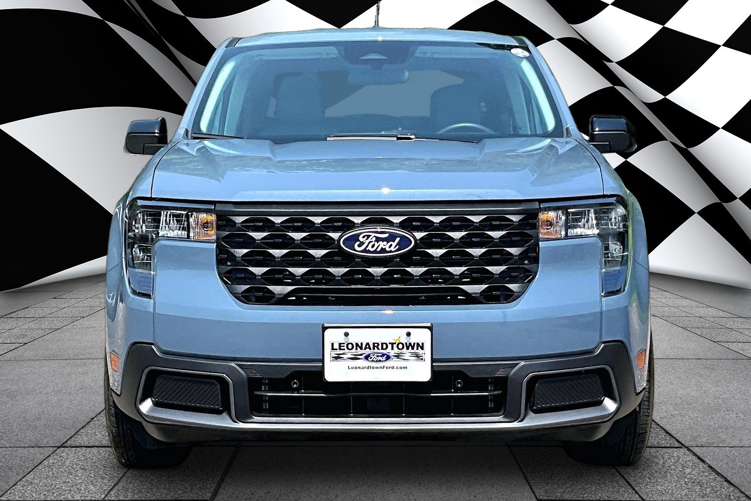 Used 2025 Ford Maverick XLT w/ Equipment Group 301A AWD/4WD image 3