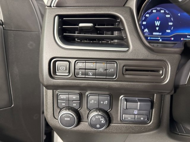 Used 2022 Chevrolet Tahoe RST w/ Sport Performance Package image 34