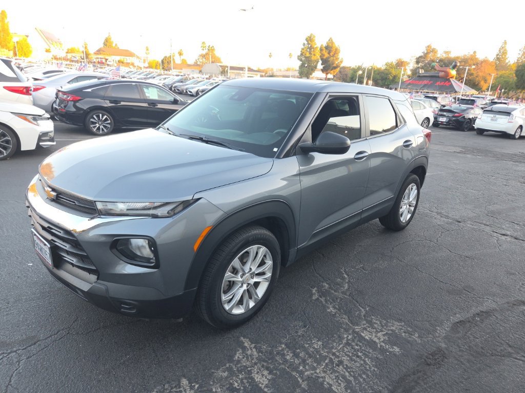 Used 2022 Chevrolet TrailBlazer LS FWD image 1