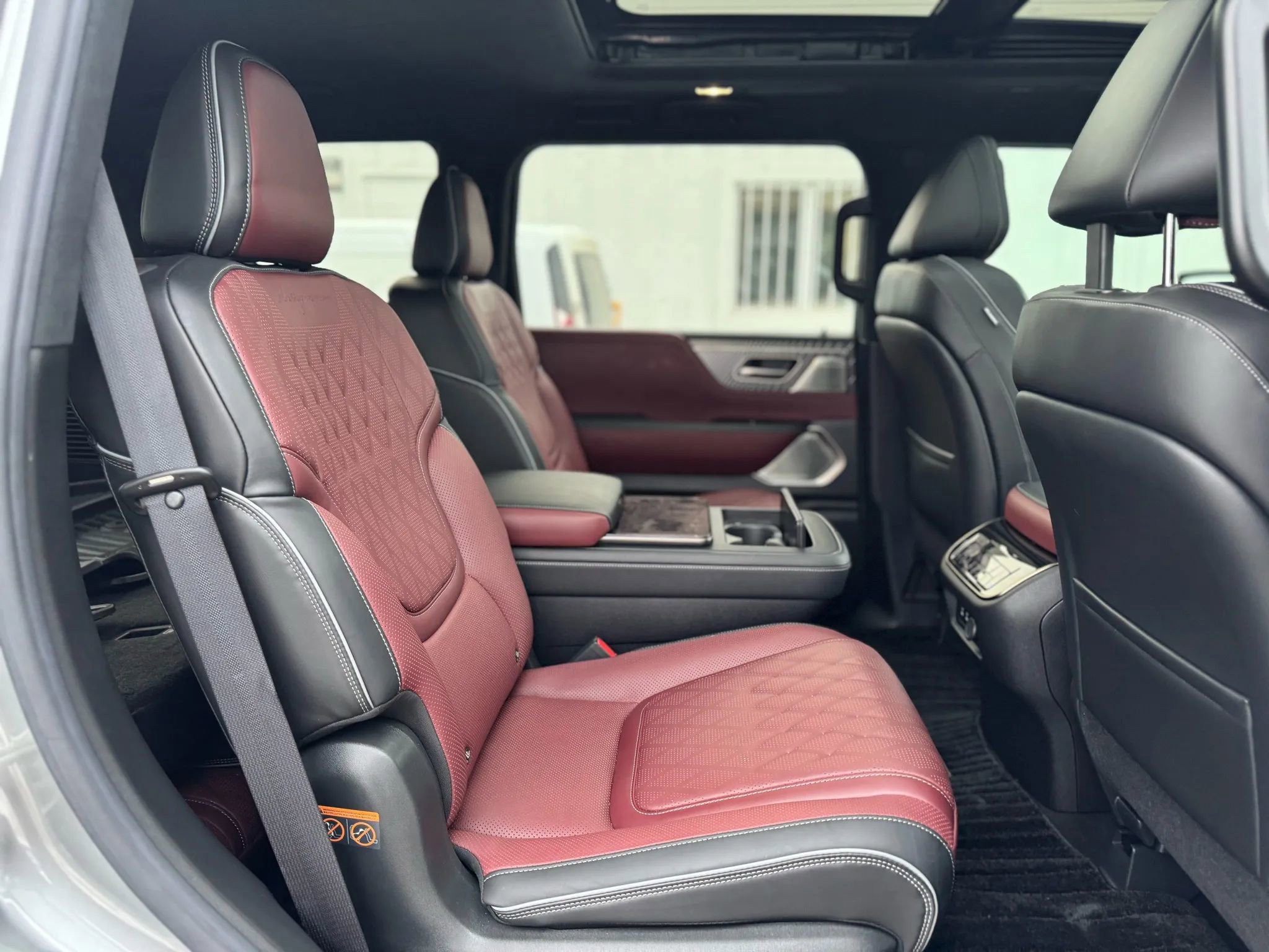 Used 2025 INFINITI QX80 Autograph image 39