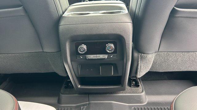 Certified 2024 Chevrolet Traverse RS image 59