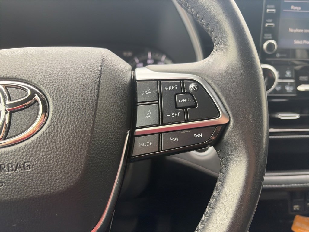 Used 2021 Toyota Highlander XSE image 19