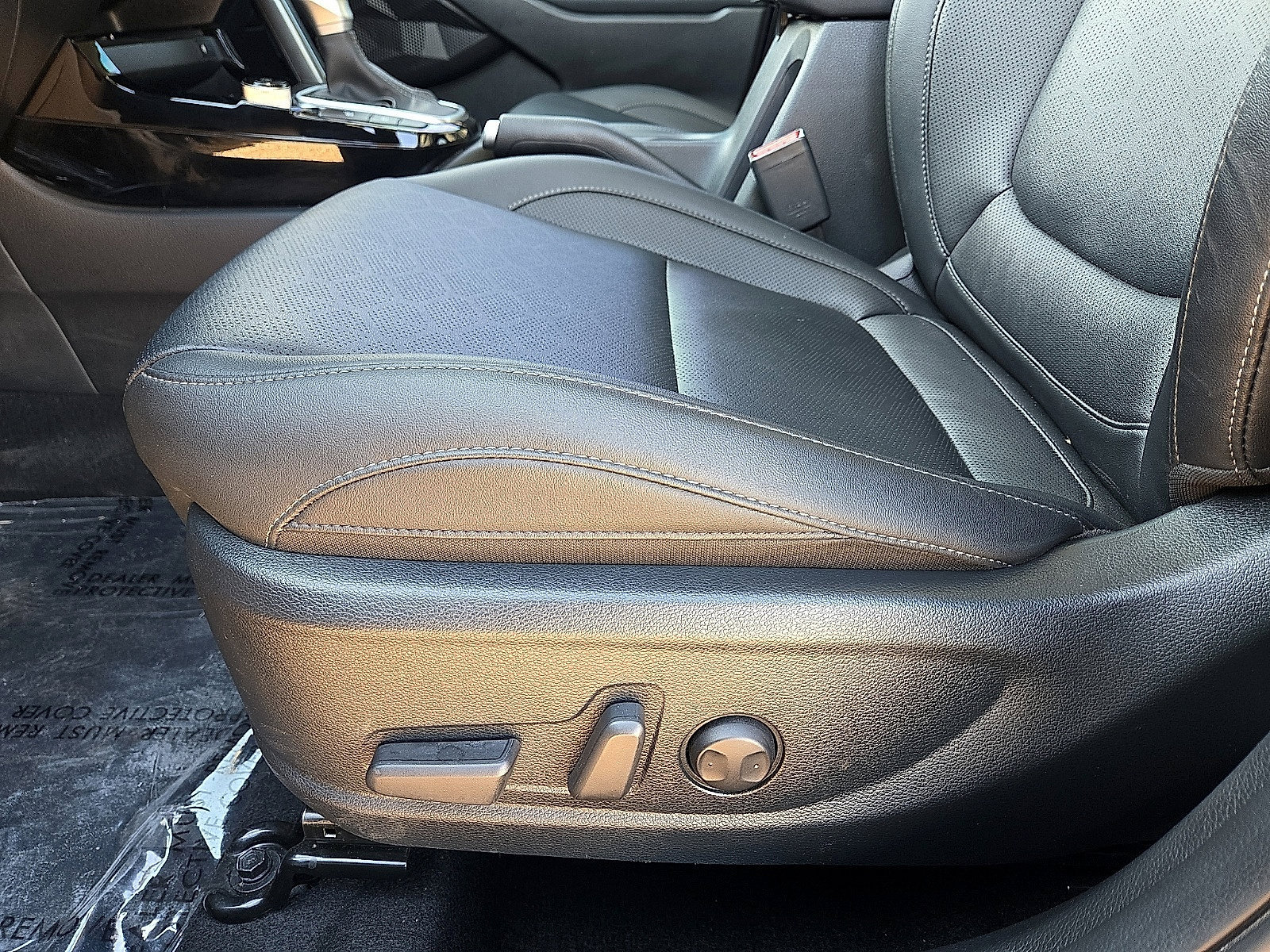 Used 2025 Kia Seltos EX FWD image 23