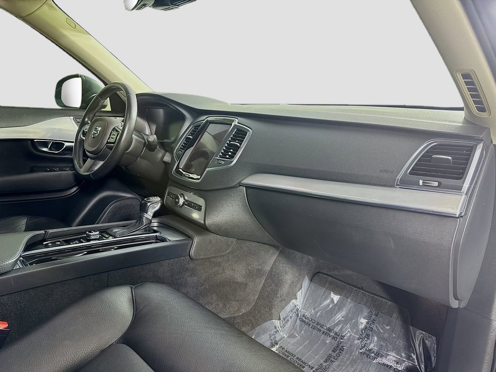 Used 2016 Volvo XC90 T6 Momentum w/ Vision Package AWD/4WD image 38