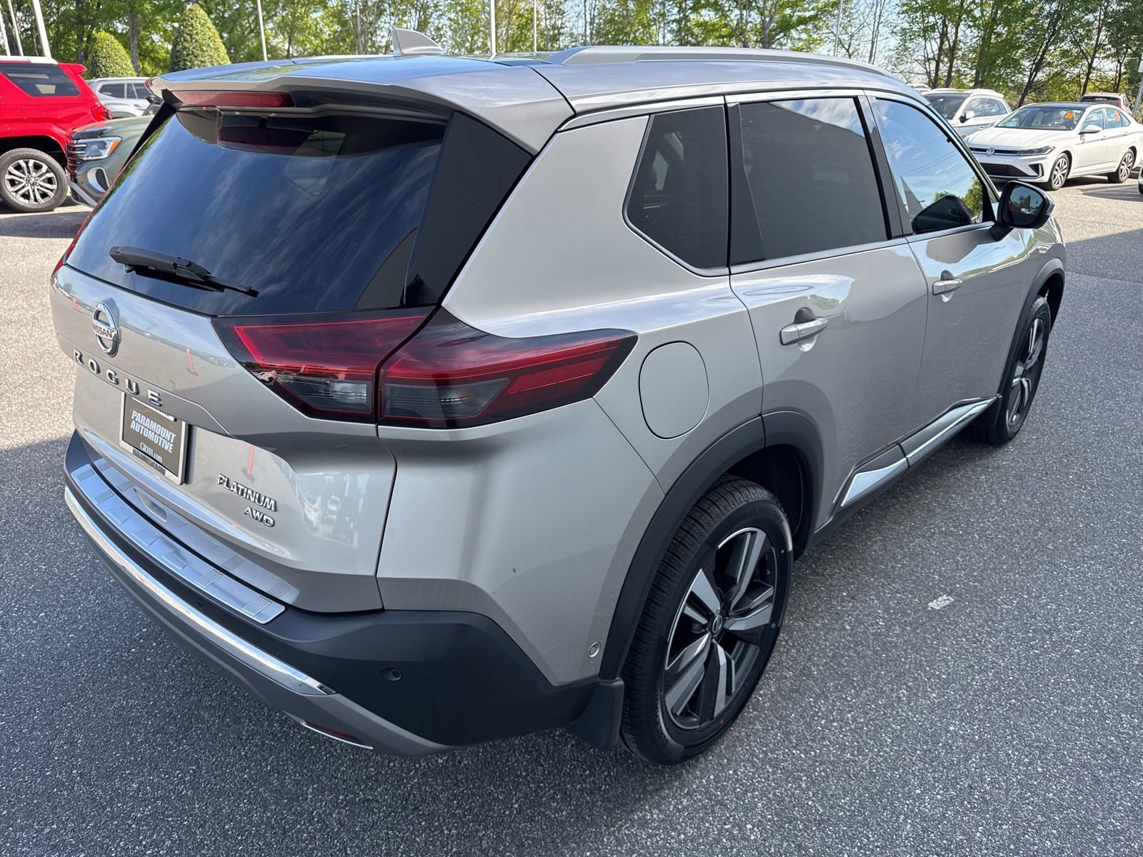 Used 2021 Nissan Rogue Platinum image 7