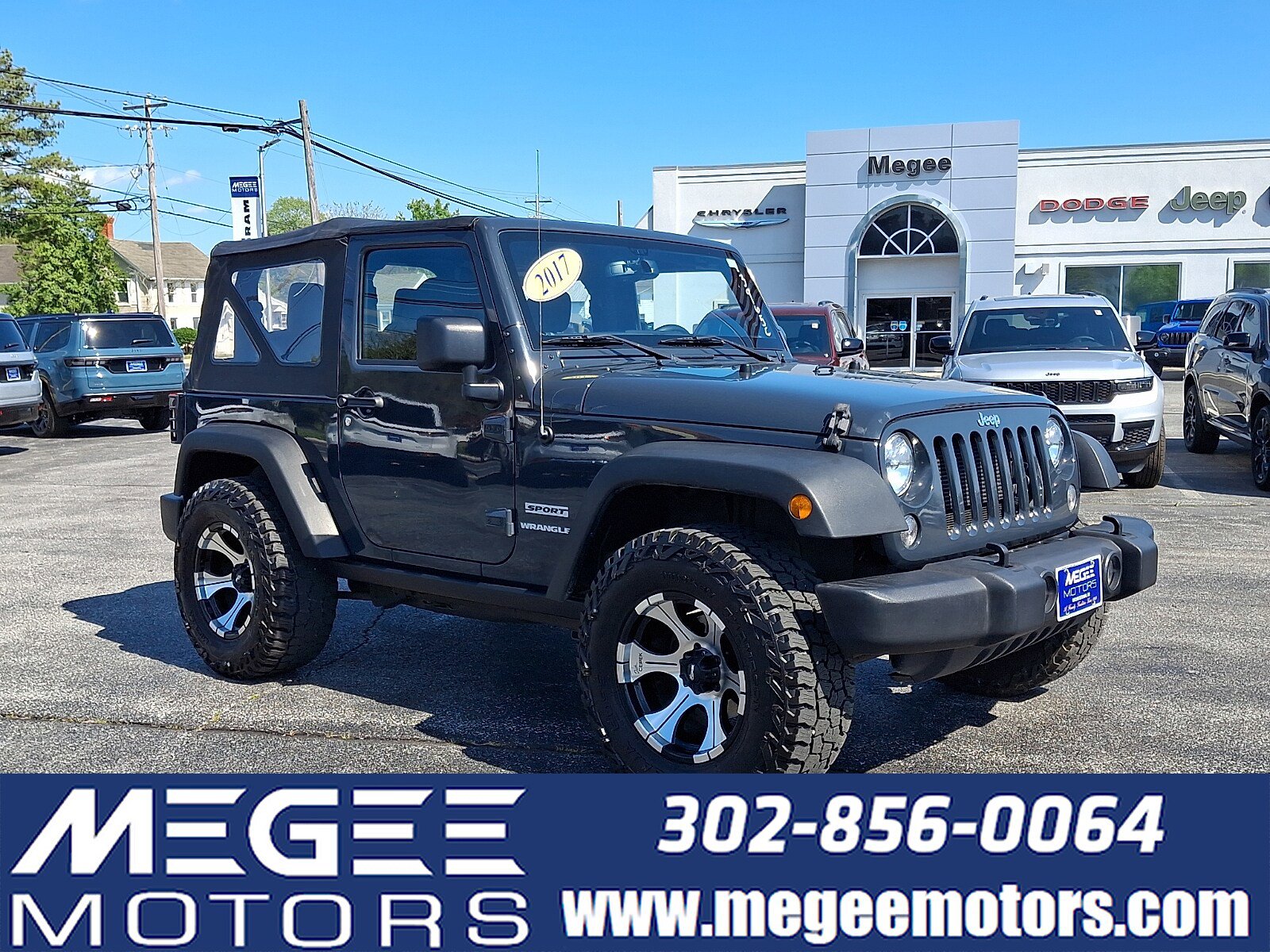 Used 2017 Jeep Wrangler Sport w/ Quick Order Package 24S AWD/4WD image 1